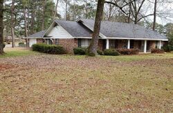 Pre-foreclosure in  WOODSON DR Jackson, MS 39206