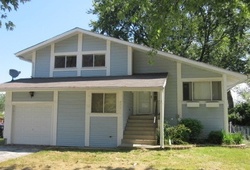 Pre-foreclosure in  PARNELL AVE Chicago Heights, IL 60411