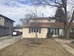 Pre-foreclosure in  W 88TH PL Hometown, IL 60456