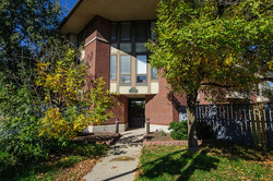 Pre-foreclosure in  DIVISION ST Oak Park, IL 60302