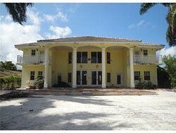 Pre-foreclosure in  SW 88TH ST Miami, FL 33156