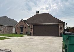 Pre-foreclosure in  ZOIE DR Lafayette, LA 70507