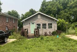 Pre-foreclosure in  OPORTO AVE Birmingham, AL 35206