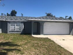  Beacon Dr, Port Charlotte FL