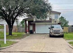 Pre-foreclosure in  STARBRIDGE POINTE LN Katy, TX 77449