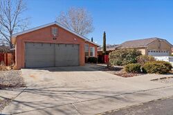  Saint James Pl Sw, Albuquerque NM