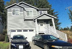 Pre-foreclosure in  Nw Bear Paw Ct Silverdale, WA 98383
