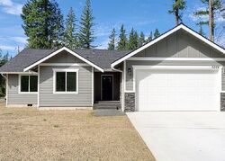 Pre-foreclosure in  Spruce Ct Maple Falls, WA 98266