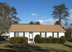 Pre-foreclosure in  W Duck St Front Royal, VA 22630