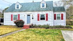 Pre-foreclosure in  Chapin St Norfolk, VA 23503