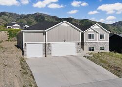  S 900 E, Hyde Park UT