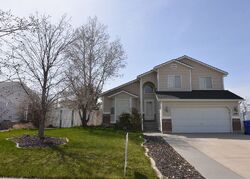 Pre-foreclosure in  N 550 E Tooele, UT 84074
