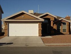 Pre-foreclosure in  Rio Dulce El Paso, TX 79932