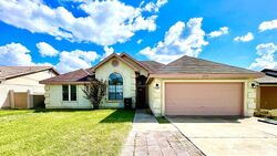  Chapultepec Dr, Eagle Pass TX