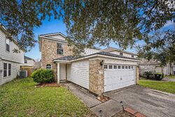 Pre-foreclosure in  Oakland Brook St Houston, TX 77038