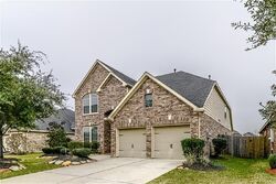 Pre-foreclosure in  Pioneer Oaks Dr Fresno, TX 77545