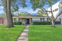 Pre-foreclosure in  Merwin St Houston, TX 77027