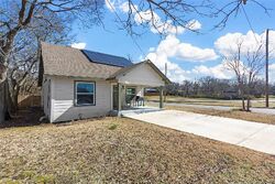  S Gribble St, Sherman TX