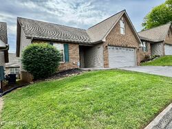 Pre-foreclosure in  Ivy Rock Way Knoxville, TN 37918