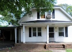  1st Ave, Lawrenceburg TN