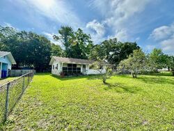 Pre-foreclosure in  Kell Pl Charleston, SC 29412