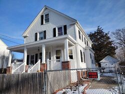 Pre-foreclosure in  High School Ave Cranston, RI 02910
