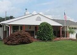 Pre-foreclosure in  Magnolia Dr Levittown, PA 19054