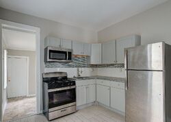 Pre-foreclosure in  Fairmount Ave Philadelphia, PA 19104