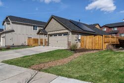 Pre-foreclosure in  Nw 30th St Redmond, OR 97756