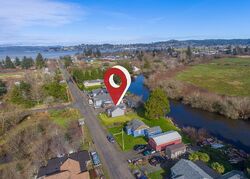 Pre-foreclosure in  Clover Rd Astoria, OR 97103