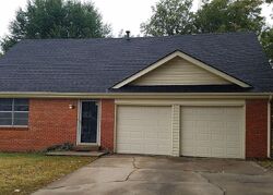 Pre-foreclosure in  W Atlanta Ct Broken Arrow, OK 74012