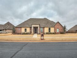 Pre-foreclosure in  Nw 151st Pl Edmond, OK 73013