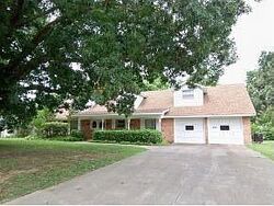 Pre-foreclosure in  Merkle Dr Norman, OK 73069