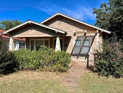 Pre-foreclosure in  N Elm St Ponca City, OK 74601
