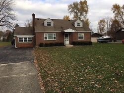 Pre-foreclosure in  Fields Ertel Rd Loveland, OH 45140