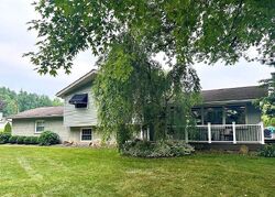 Pre-foreclosure in  Westview Rd Cortland, OH 44410