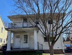 Pre-foreclosure in  Kingsbury Ave Toledo, OH 43612
