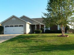 Pre-foreclosure in  Canopy Ct Mooresville, NC 28115