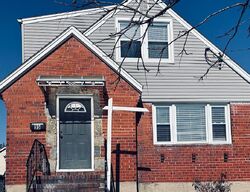 Pre-foreclosure in  Charles St Floral Park, NY 11001