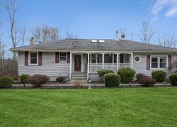 Pre-foreclosure in  Round Hill Rd Washingtonville, NY 10992