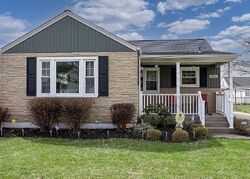 Pre-foreclosure in  90th St Niagara Falls, NY 14304