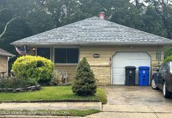  Mount Everest Ln, Toms River NJ