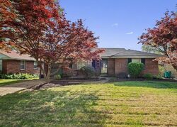 Pre-foreclosure in  Waldorf Dr Saint Louis, MO 63137