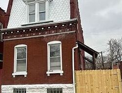 Pre-foreclosure in  Iowa Ave Saint Louis, MO 63118
