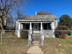  10th Ave S, Columbus MS