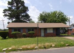  15th Ave N, Columbus MS
