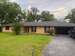  Daughdrill Rd, Silver Creek MS