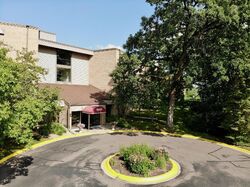  Green Circle Dr , Hopkins MN