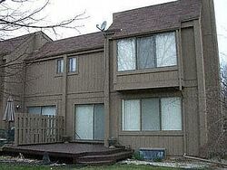 Pre-foreclosure in  Woodvale Dr N Southfield, MI 48034