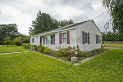  Rochford Cir, Springfield MA